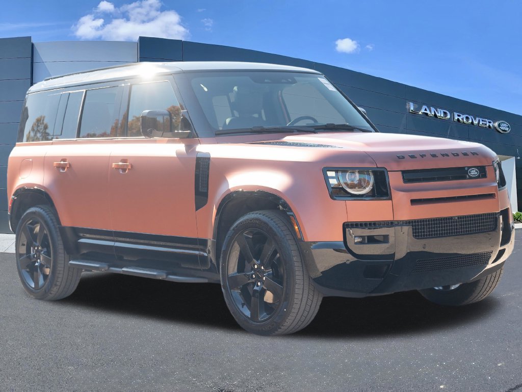 New 2027 Land Rover Defender 110 X-Dynamic SE AWD/4WD image 3