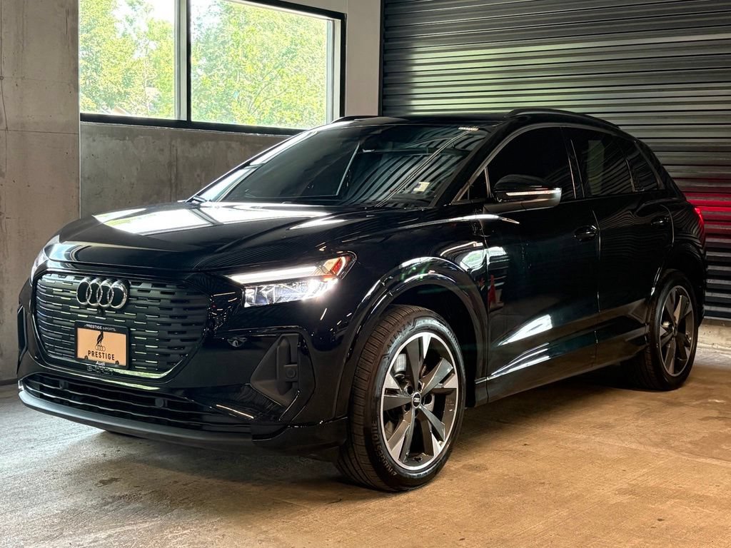 Used 2024 Audi Q4 e-tron Premium w/ Convenience Package AWD/4WD image 1