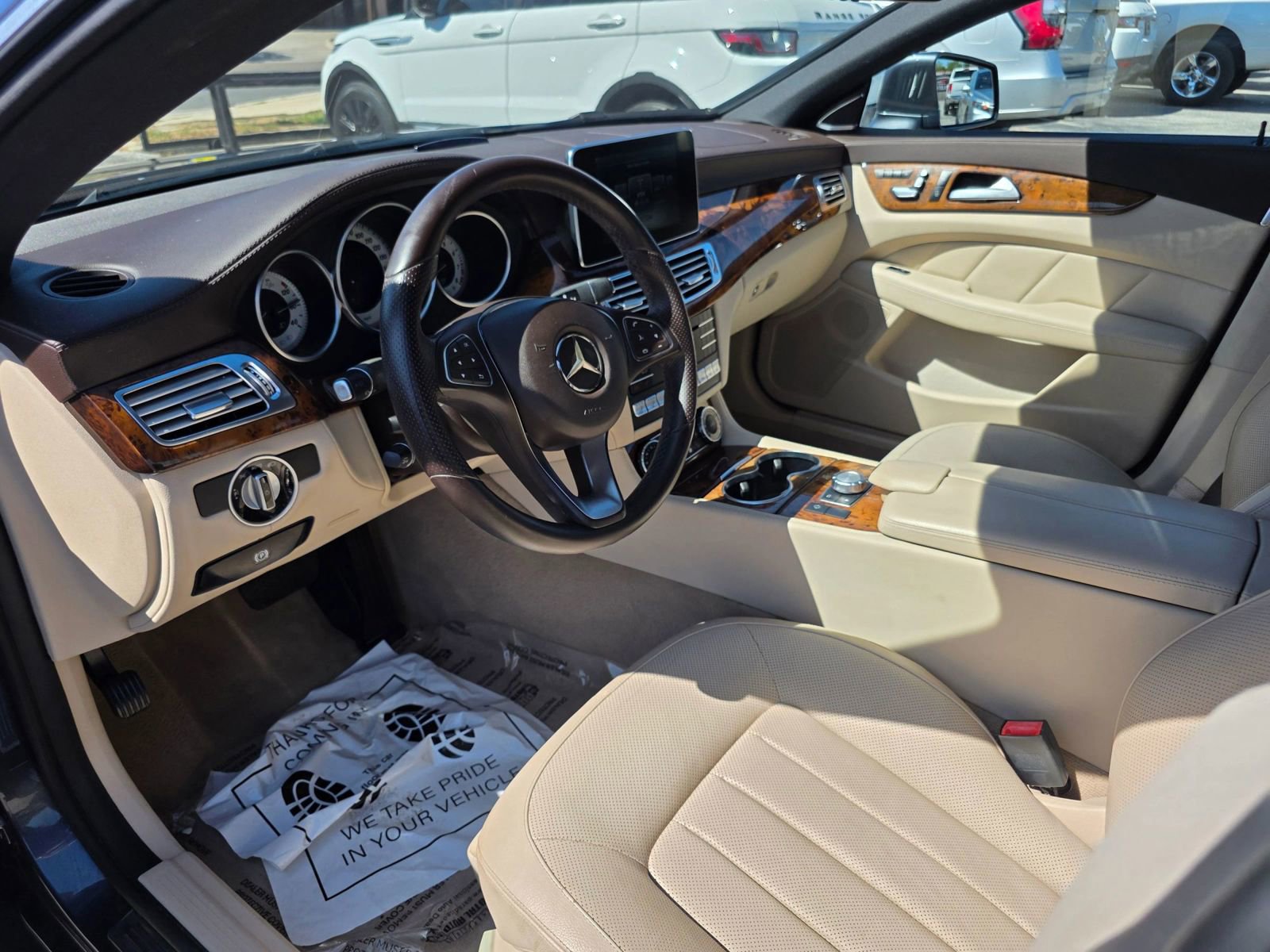 Used 2015 Mercedes-Benz CLS 400 w/ Premium 2 Package image 25