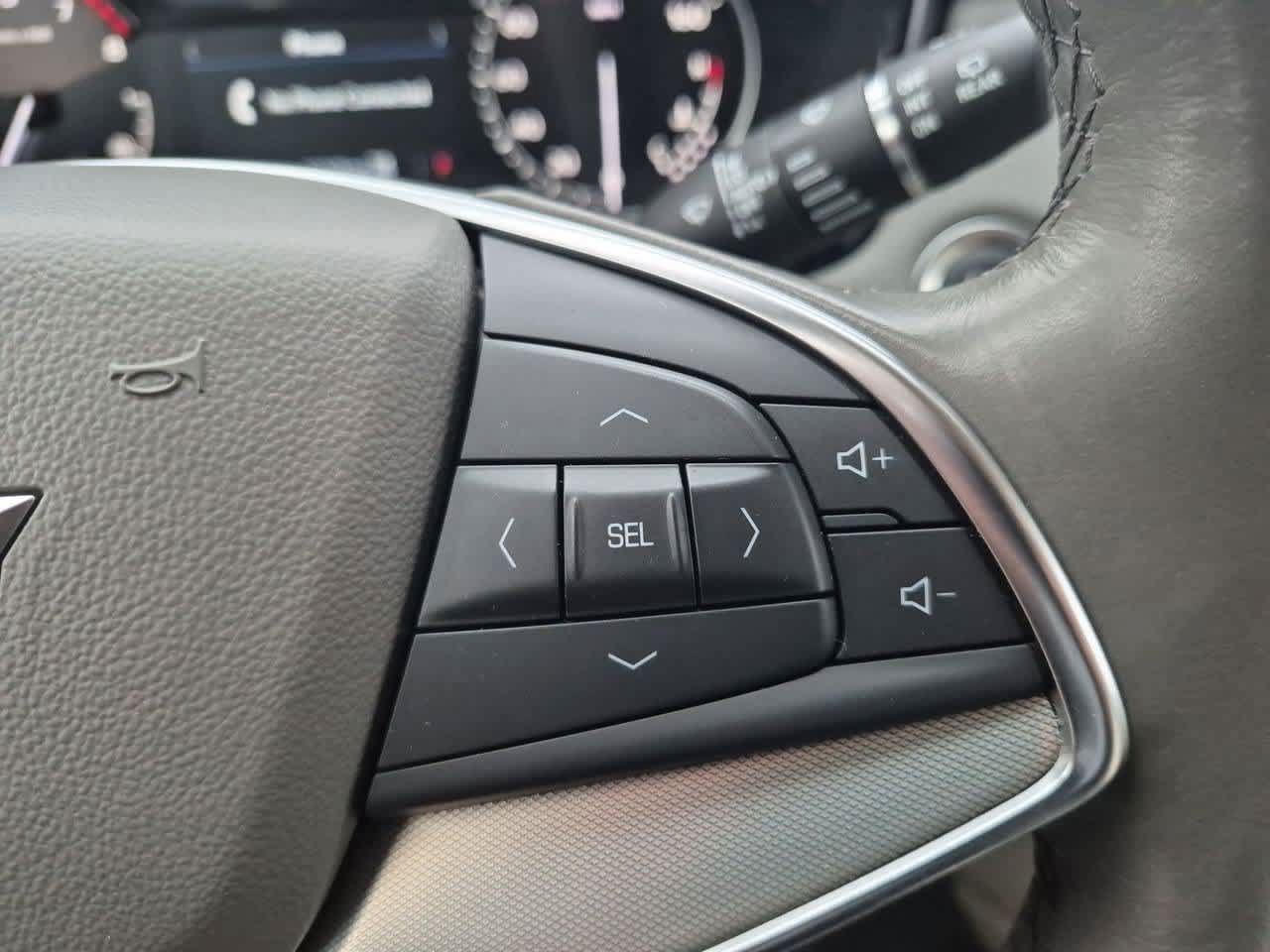 Used 2024 Cadillac XT5 Premium Luxury w/ LPO, Floor Liner Package AWD/4WD image 25