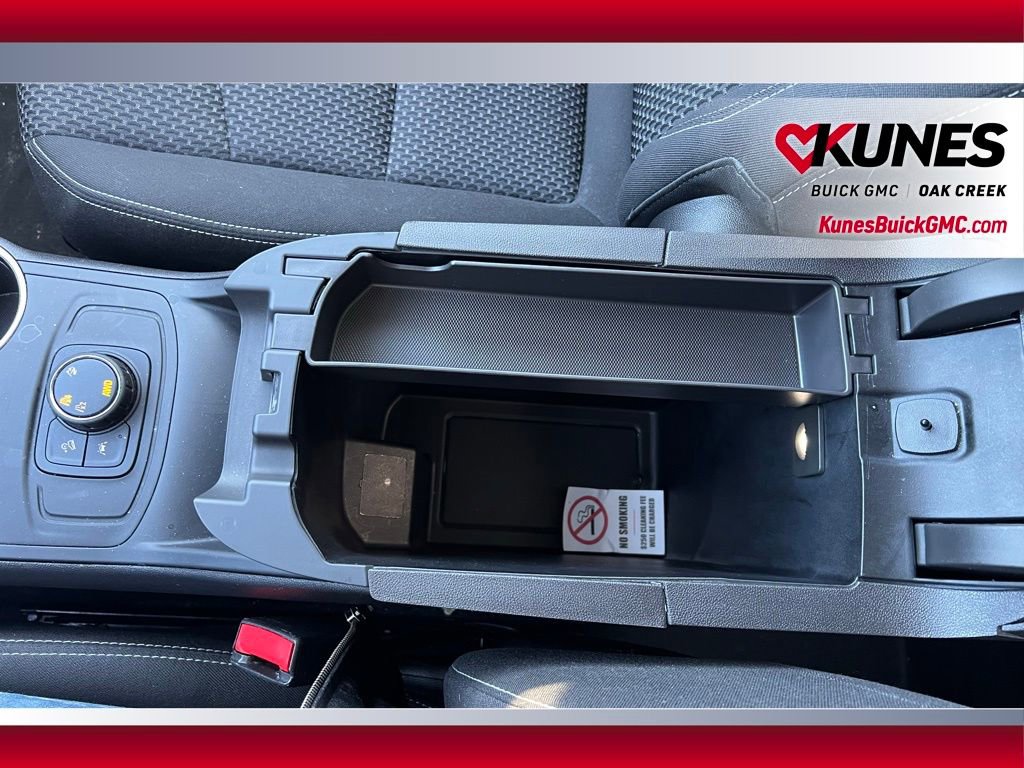 Used 2024 GMC Terrain SLE image 21