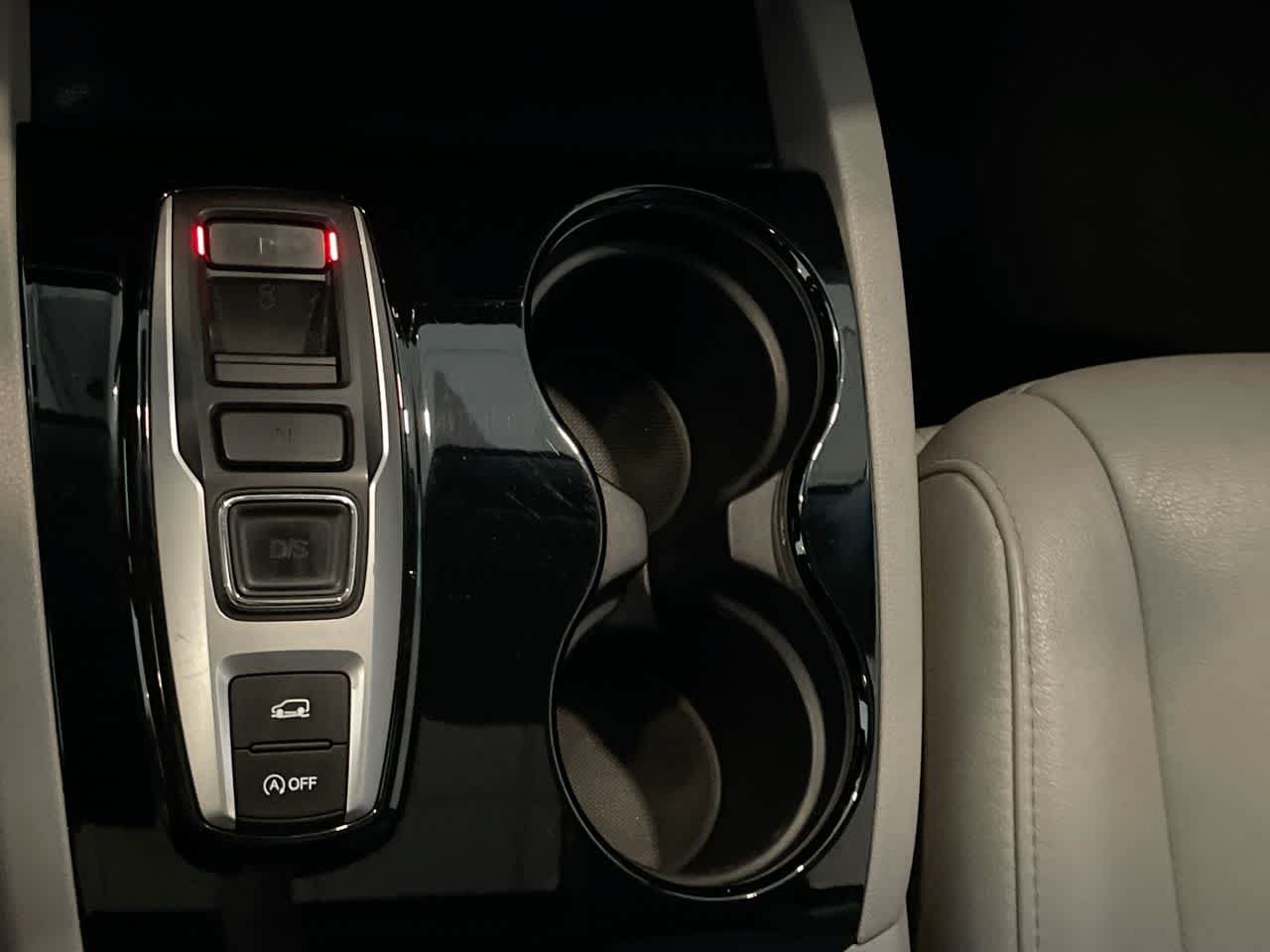 Used 2017 Honda Pilot Touring image 20