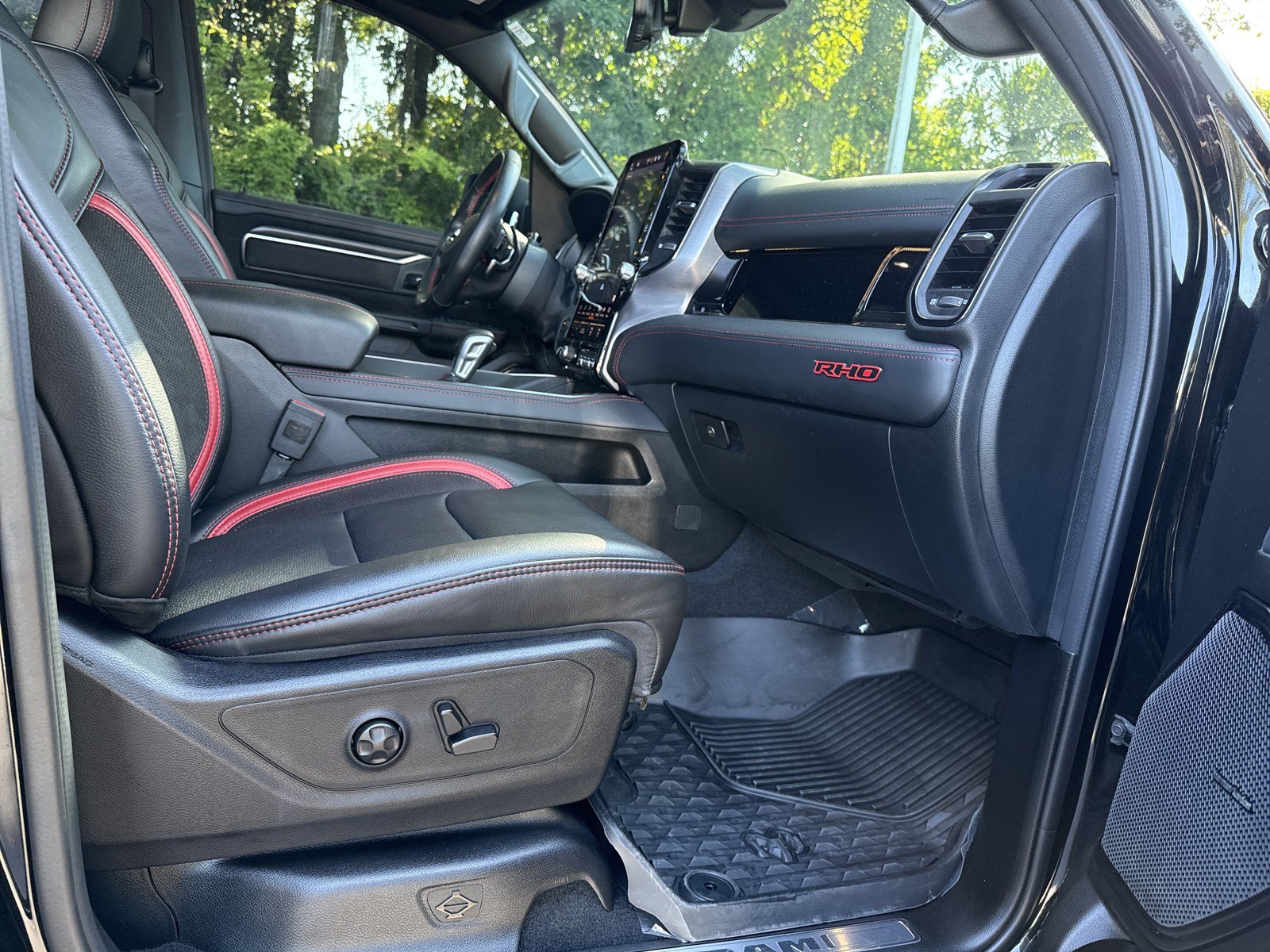 Used 2025 RAM 1500 RHO w/ RHO Level 1 Equipment Group AWD/4WD image 37