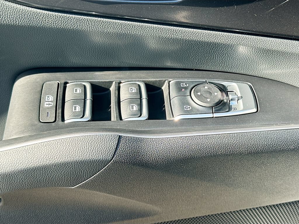 New 2026 Kia Sorento LX FWD image 17
