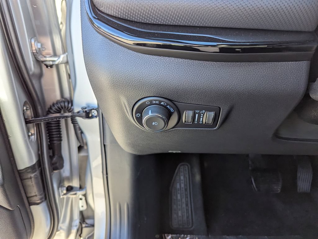 New 2026 Jeep Compass Latitude AWD/4WD image 20
