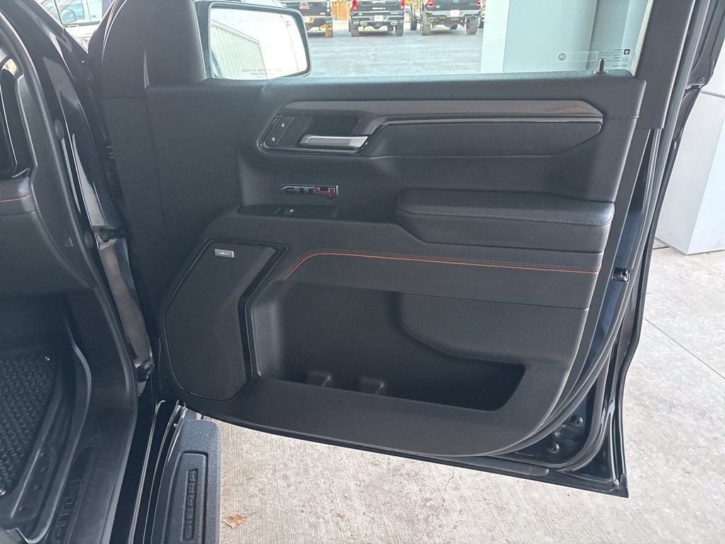 Used 2022 GMC Sierra 1500 AT4 w/ AT4 Premium Package image 38