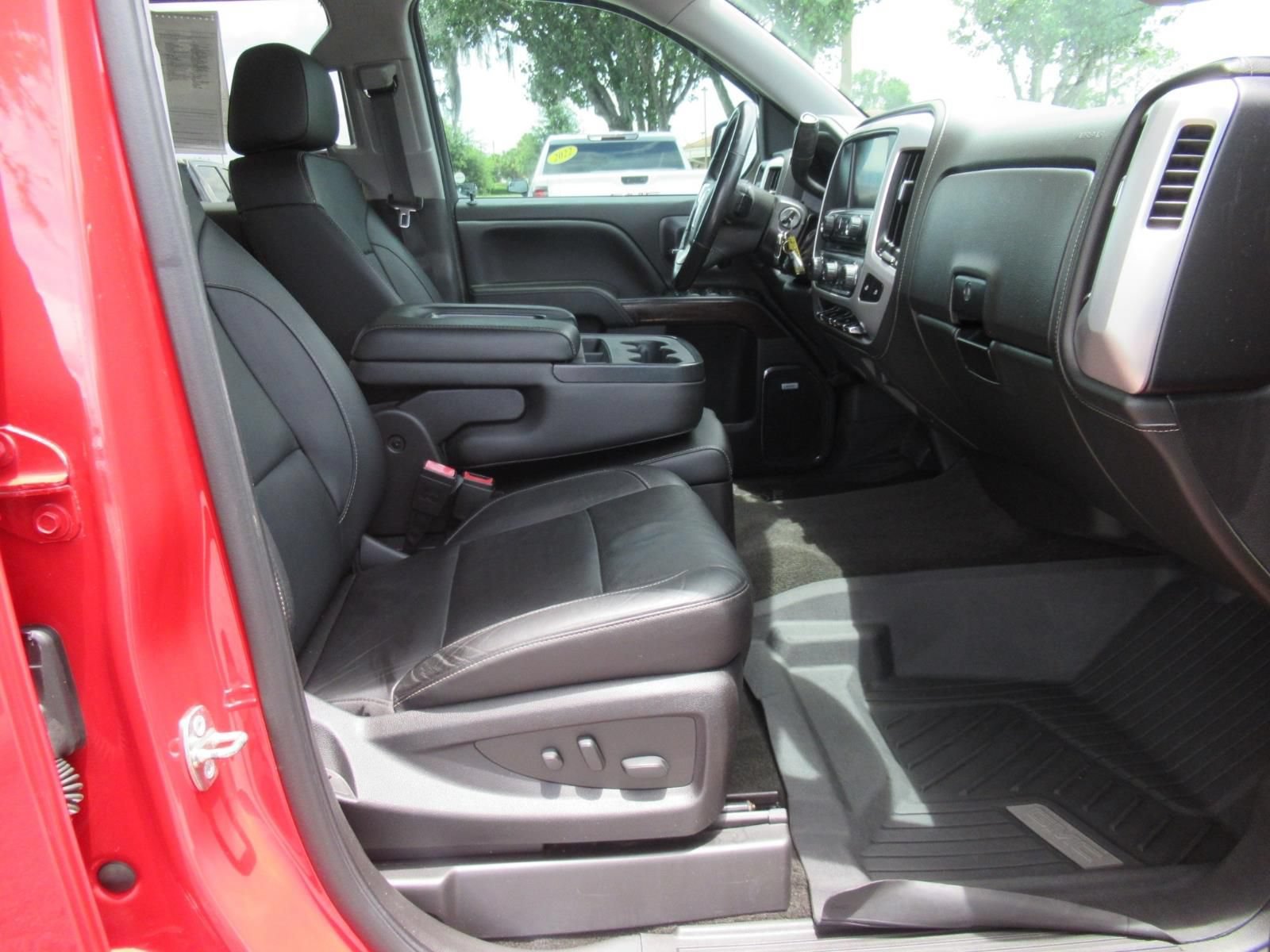 Used 2018 GMC Sierra 1500 SLT w/ SLT Premium Package AWD/4WD image 10