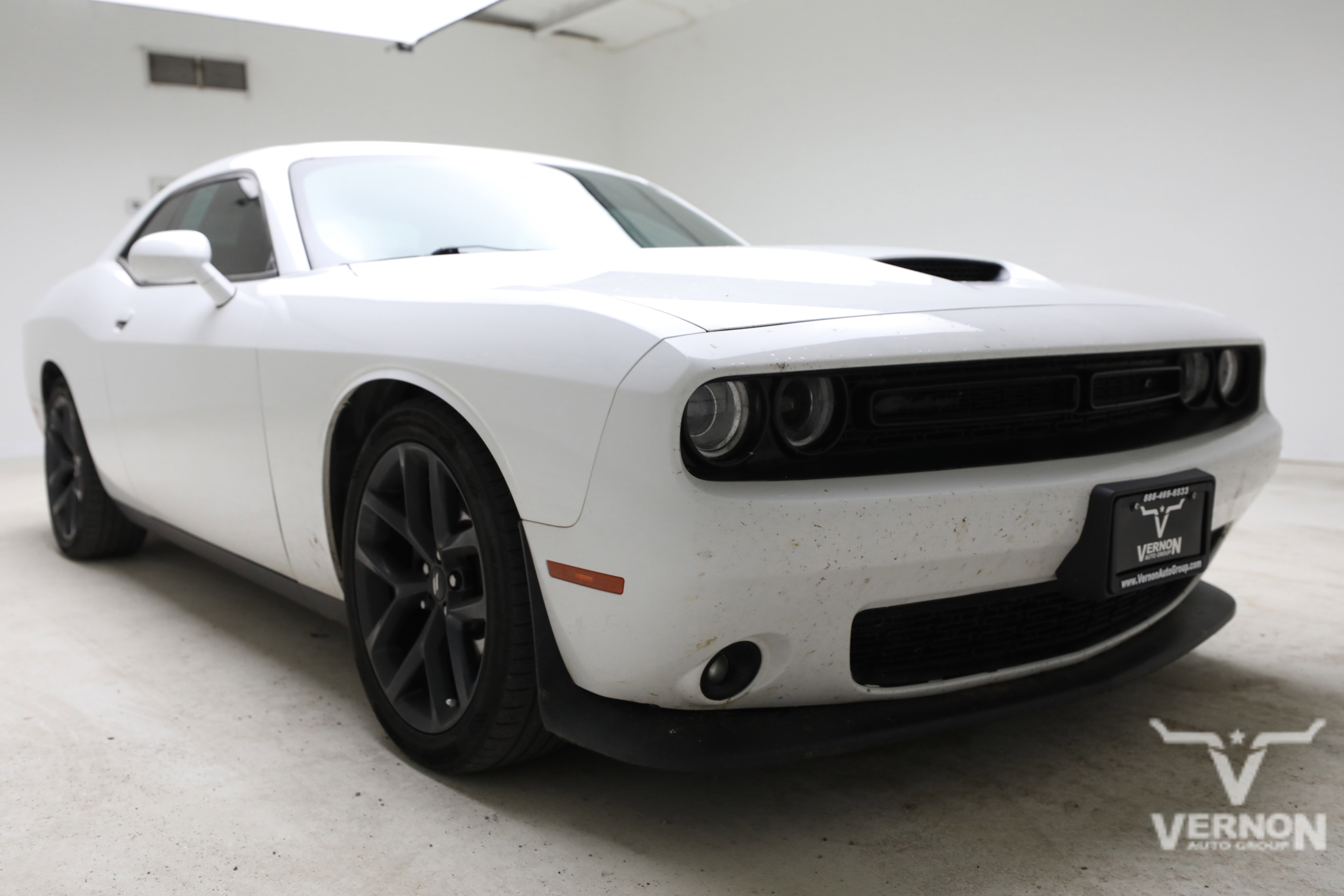 Used 2019 Dodge Challenger GT w/ Plus Package RWD image 6