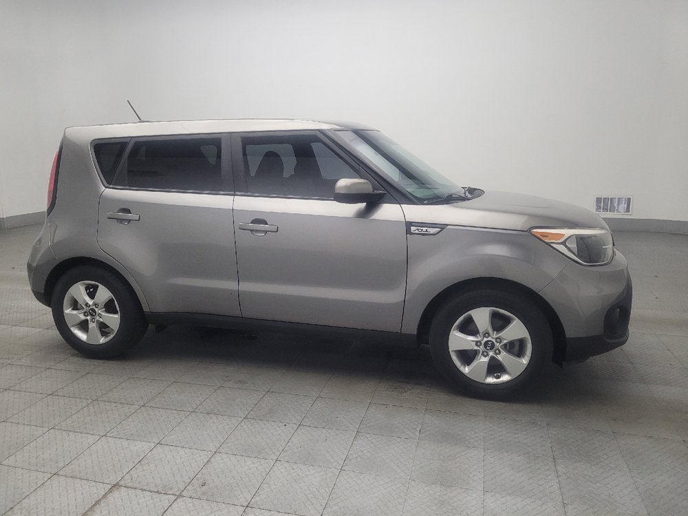 Used 2017 Kia Soul image 11
