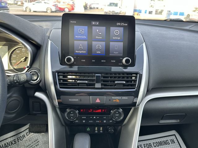 Used 2022 Mitsubishi Eclipse Cross SE image 14