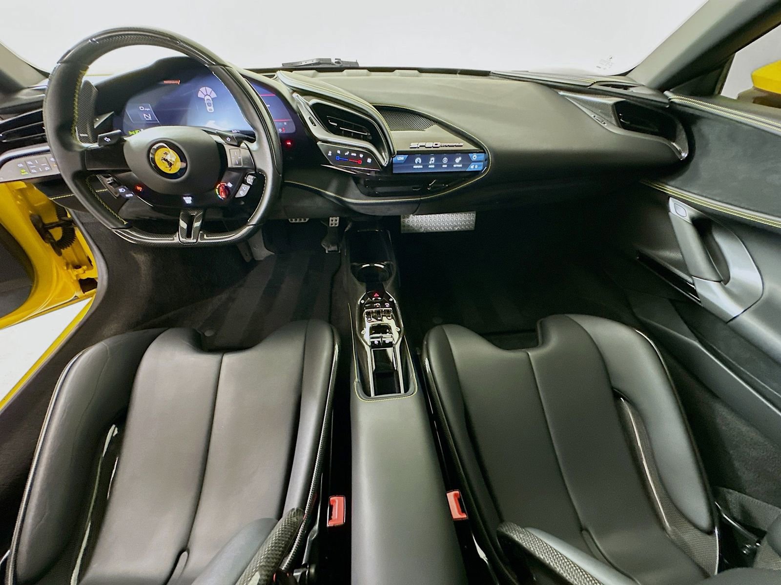Used 2022 Ferrari SF90 Stradale AWD/4WD image 13
