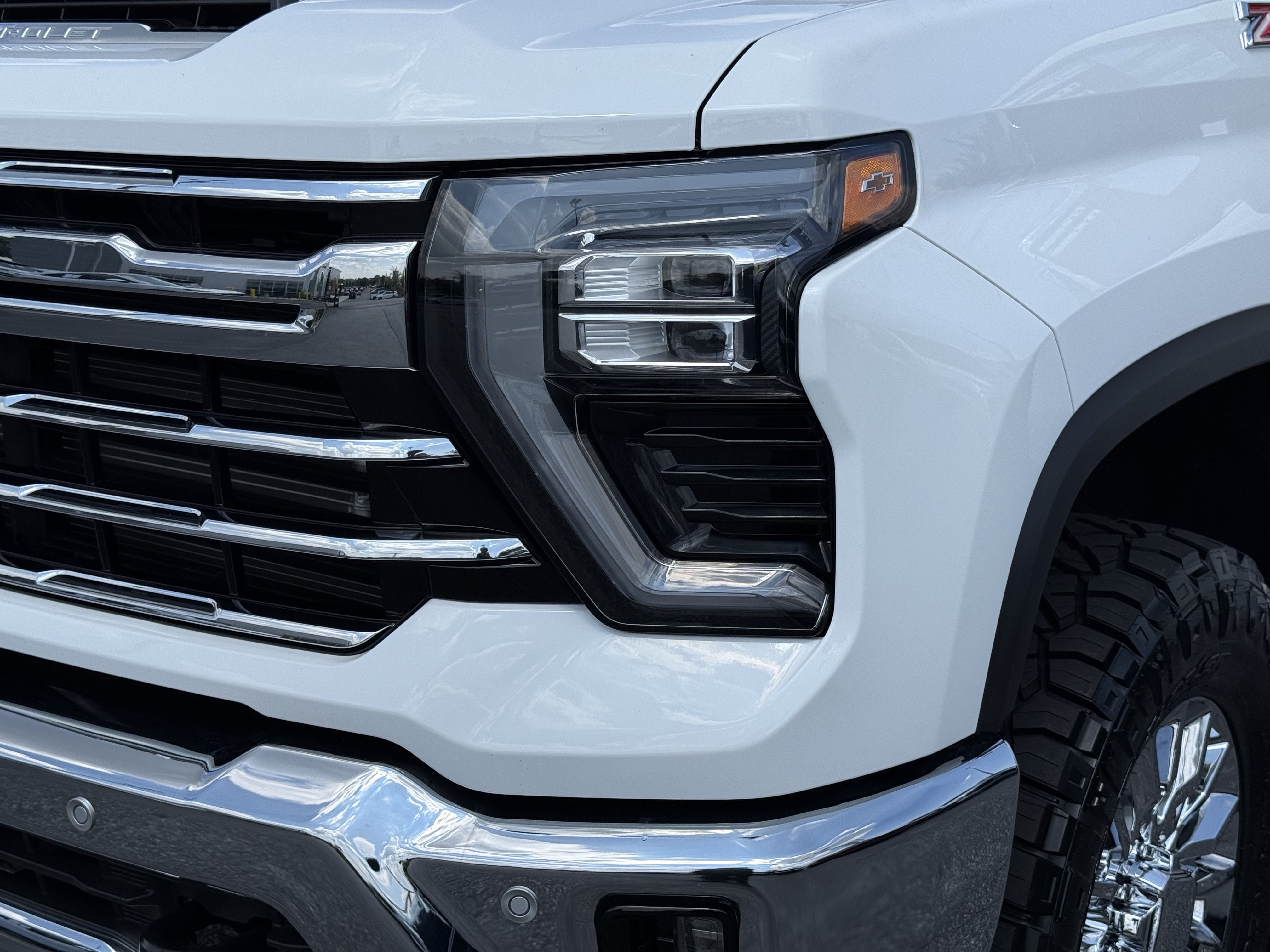 New 2026 Chevrolet Silverado 2500 LTZ w/ LTZ Premium Package AWD/4WD image 6