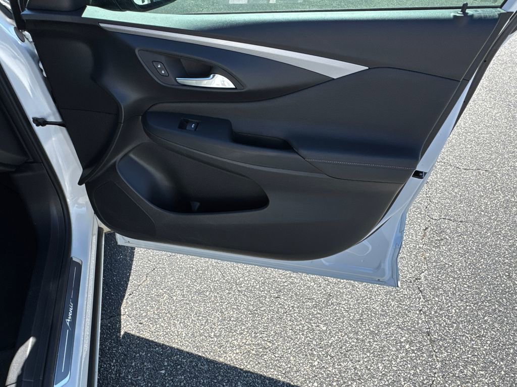 Used 2024 Buick Envista Avenir image 14