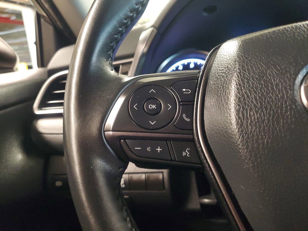 Used 2022 Toyota Camry SE image 20