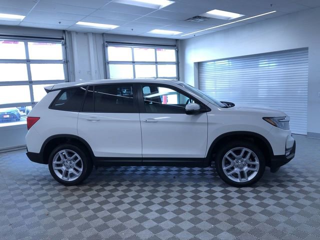 Used 2025 Honda Passport EX-L image 34