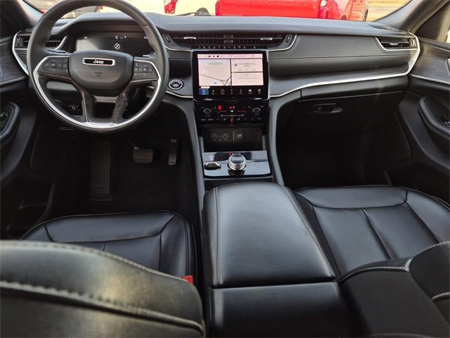 Used 2024 Jeep Grand Cherokee Limited image 28