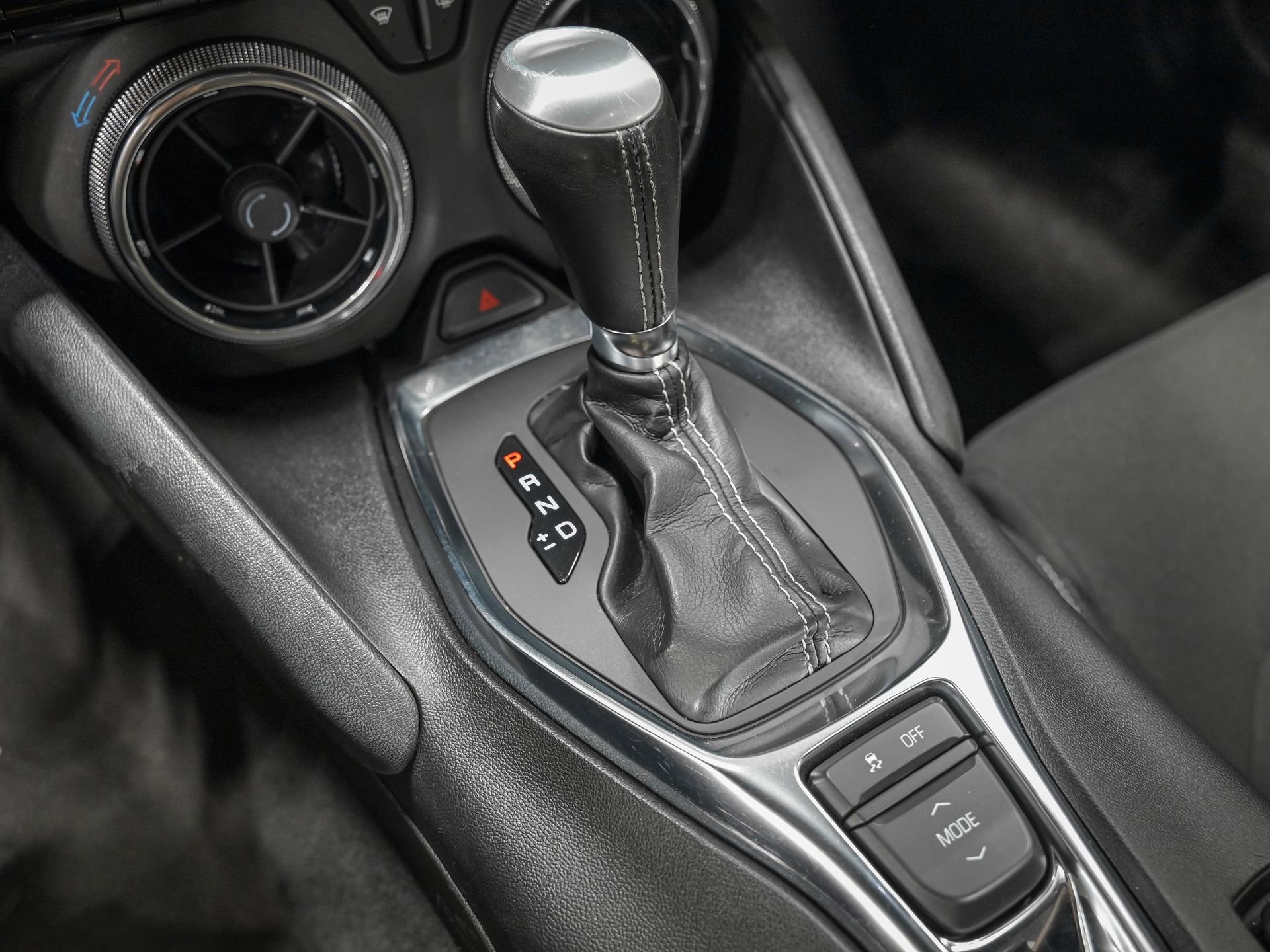 Used 2022 Chevrolet Camaro LT w/ RS Package image 23