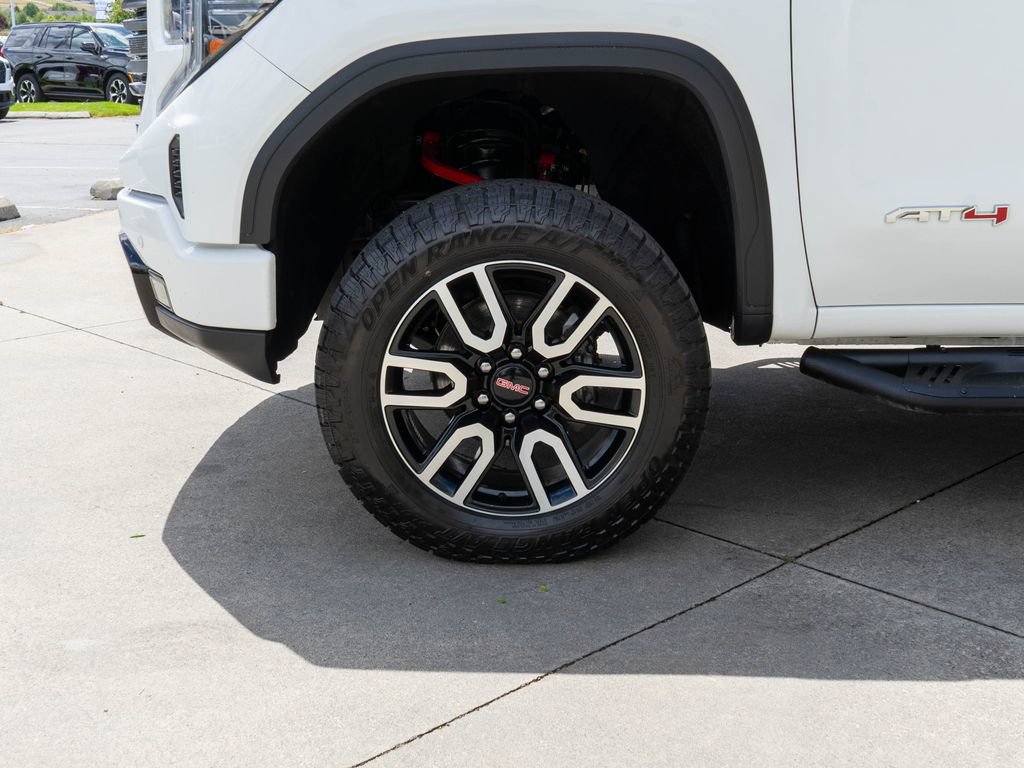 Used 2023 GMC Sierra 1500 AT4 w/ AT4 Premium Package AWD/4WD image 31