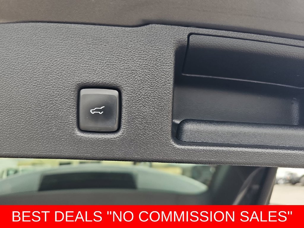 Used 2025 Ford Escape SE FWD image 13