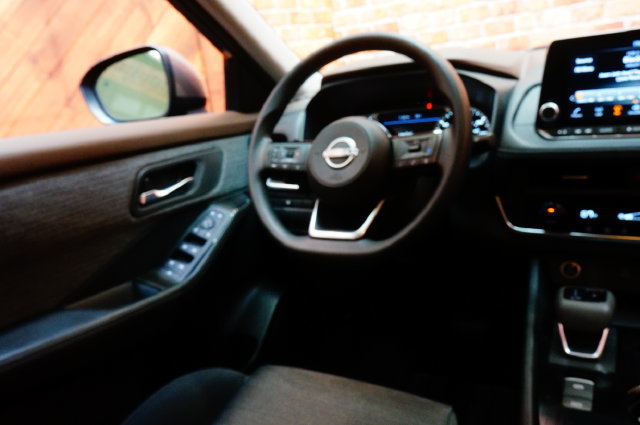 Certified 2023 Nissan Rogue SV AWD/4WD image 29