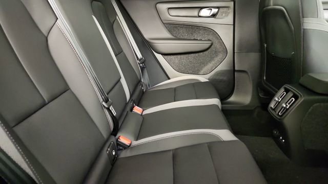 New 2026 Volvo EX40 Plus RWD image 31