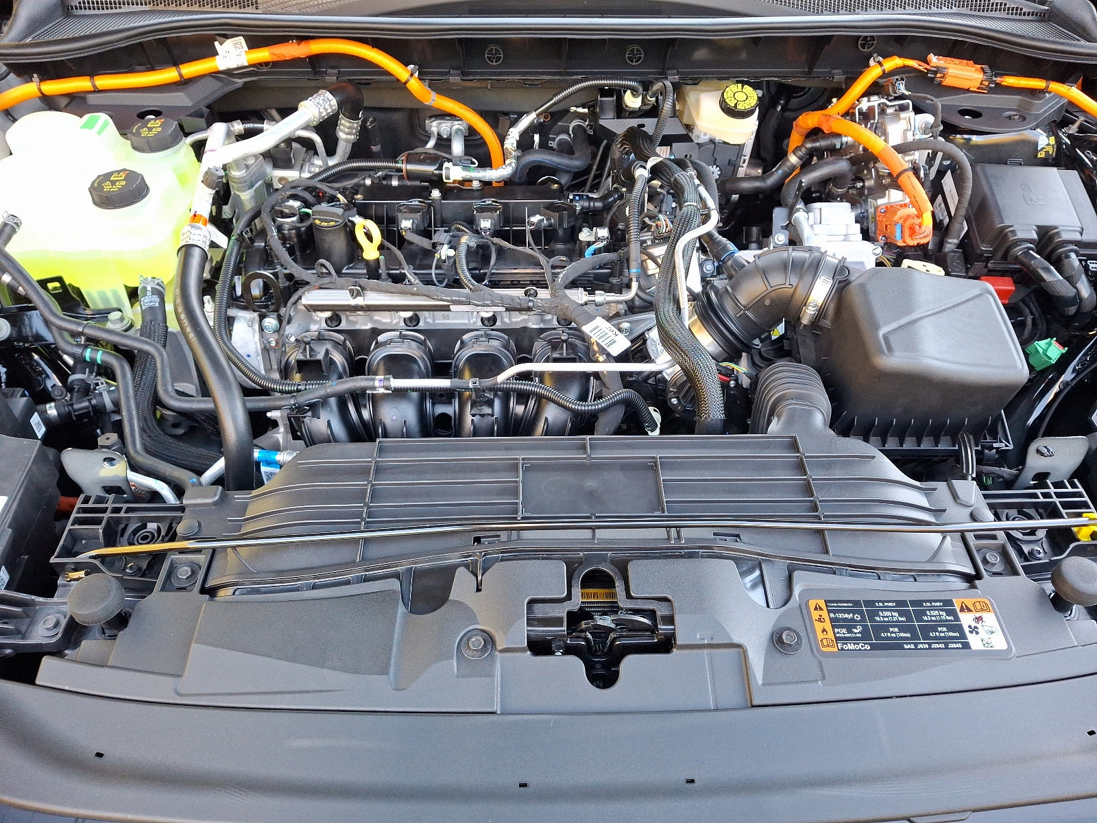 New 2025 Ford Escape SE w/ PHEV Premium Package image 19