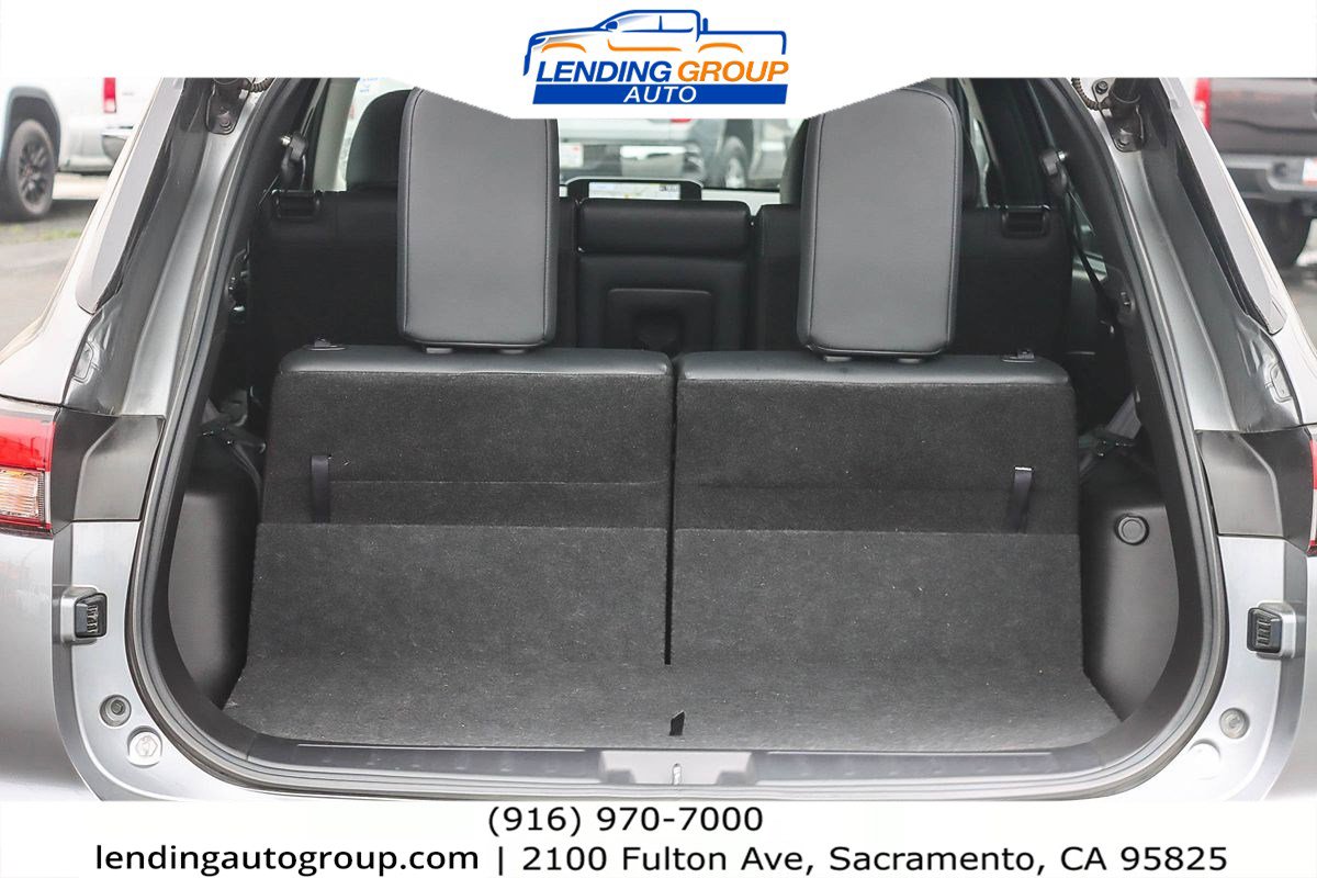 Used 2022 Mitsubishi Outlander SEL image 25