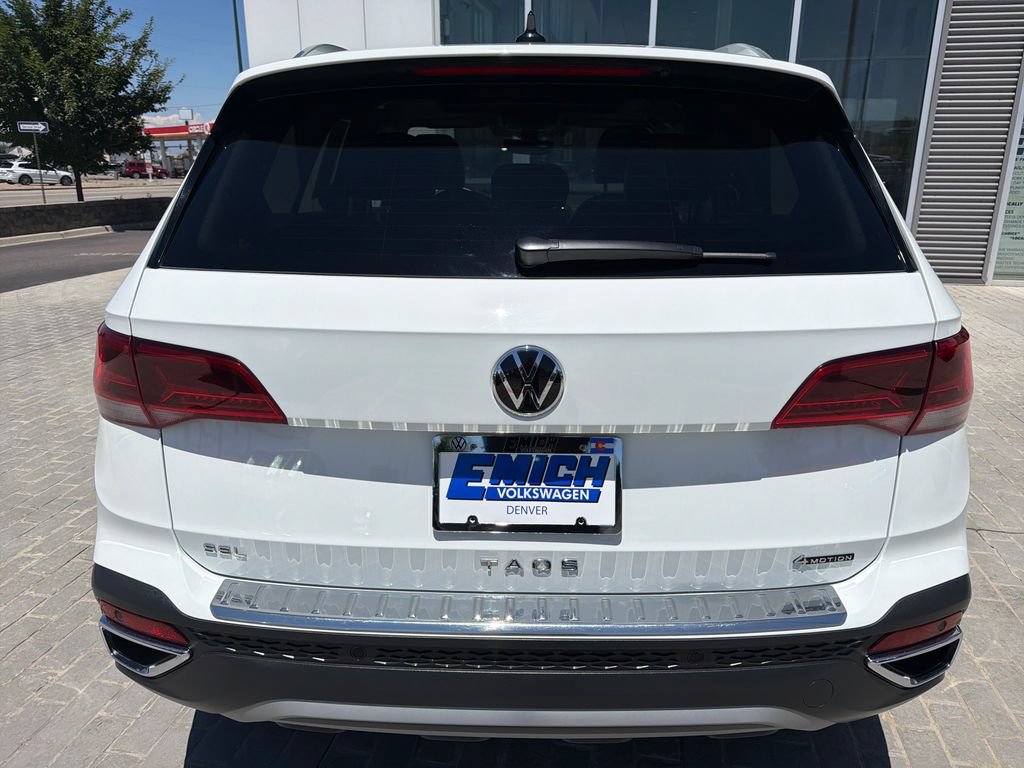 Certified 2023 Volkswagen Taos SEL AWD/4WD image 6