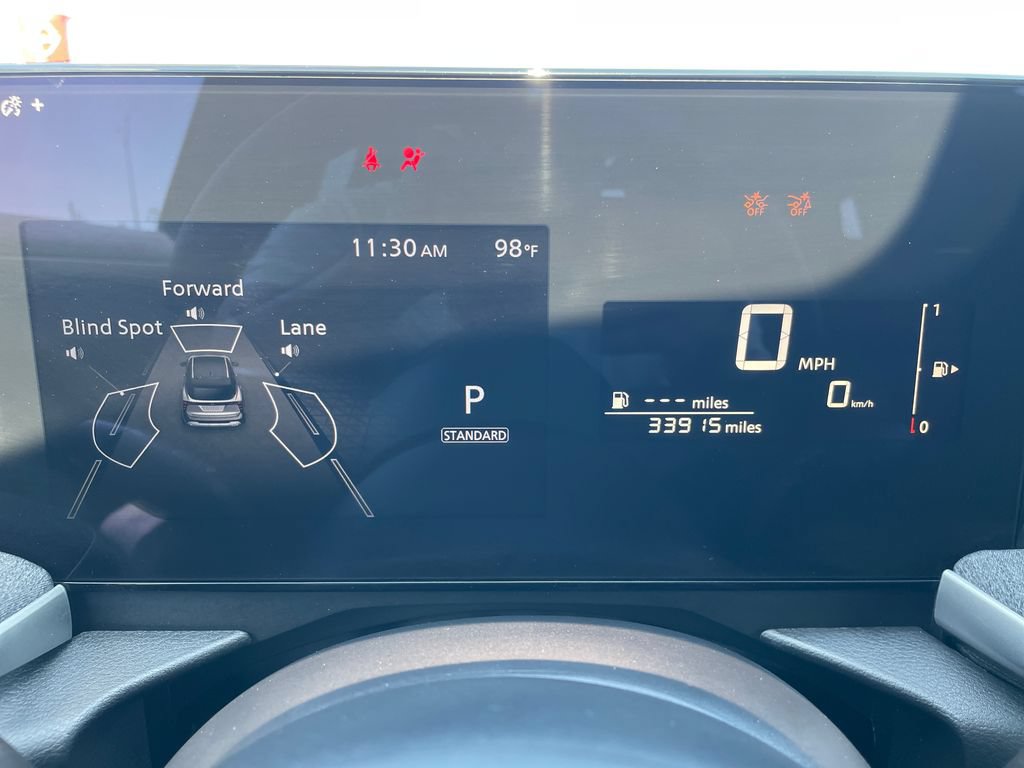 Certified 2025 Nissan Kicks SV w/ SV Premium Package FWD image 15