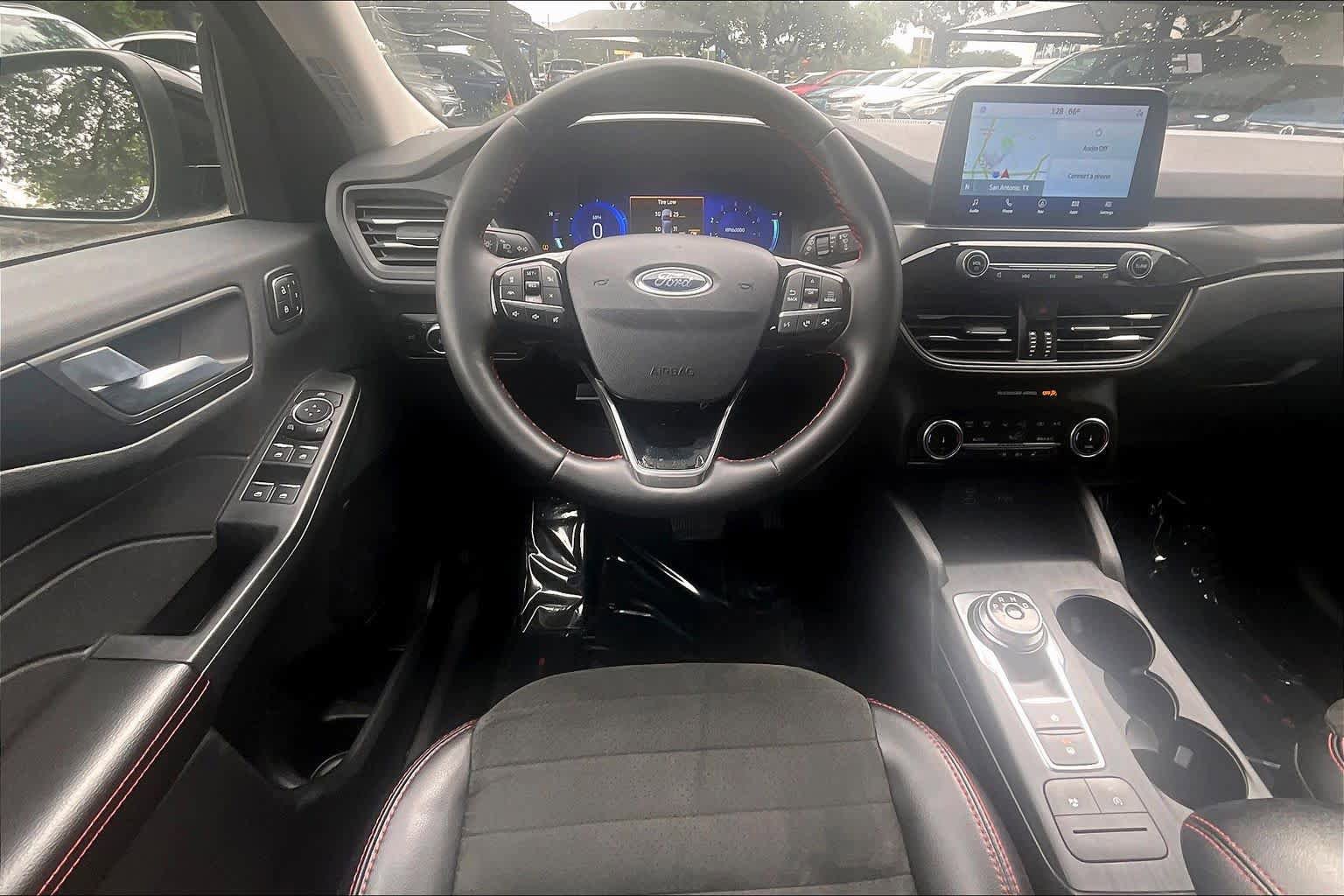 Used 2022 Ford Escape SEL w/ SEL Stealth AWD Package image 6