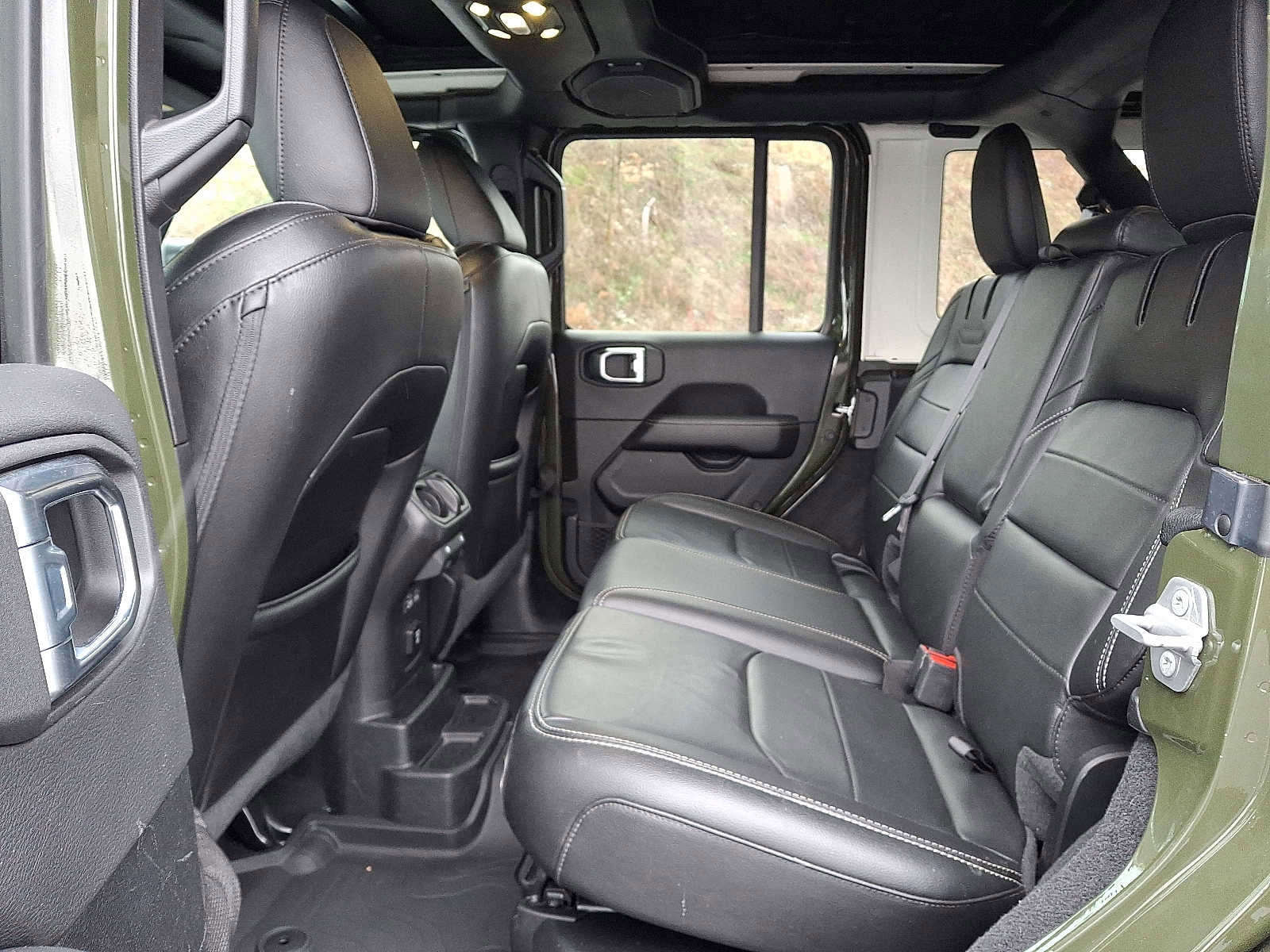 Used 2021 Jeep Wrangler Unlimited Sahara w/ Cold Weather Group image 10