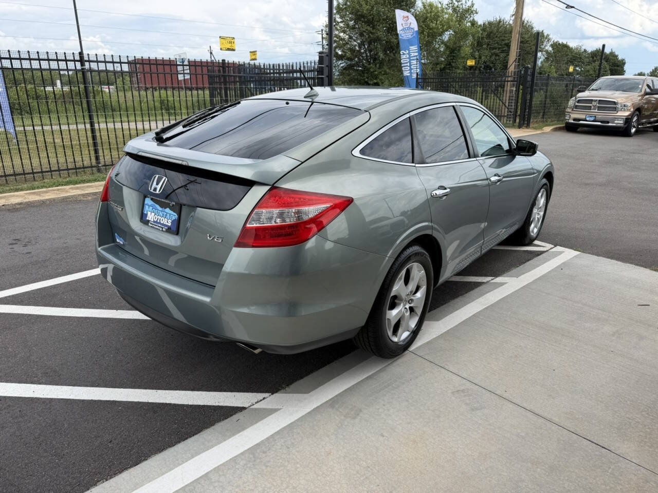 Used 2012 Honda Crosstour EX-L image 8