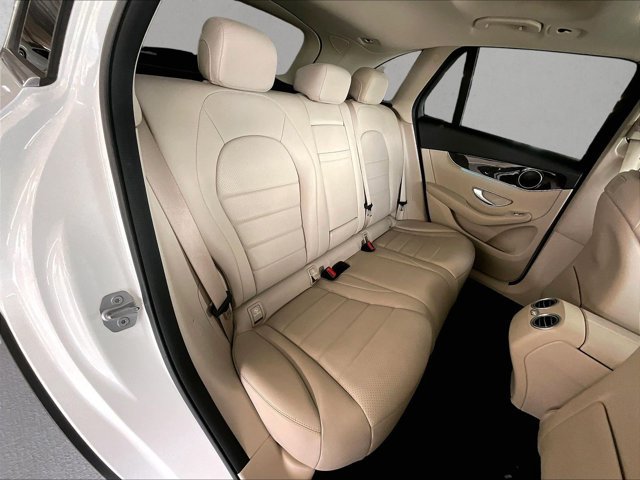 Used 2019 Mercedes-Benz GLC 300 4MATIC image 29