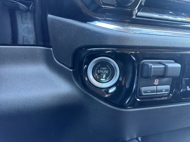Used 2023 Chevrolet Silverado 1500 RST image 13