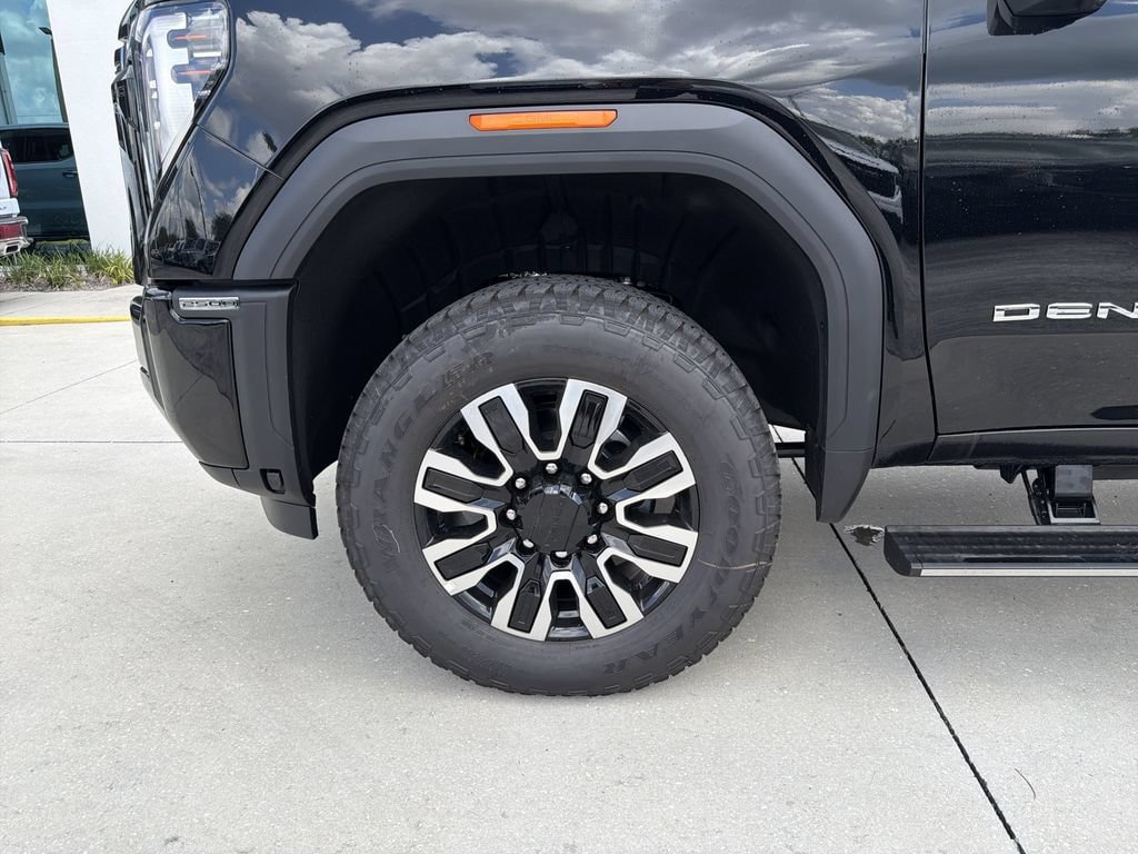 New 2026 GMC Sierra 2500 Denali Ultimate AWD/4WD image 34