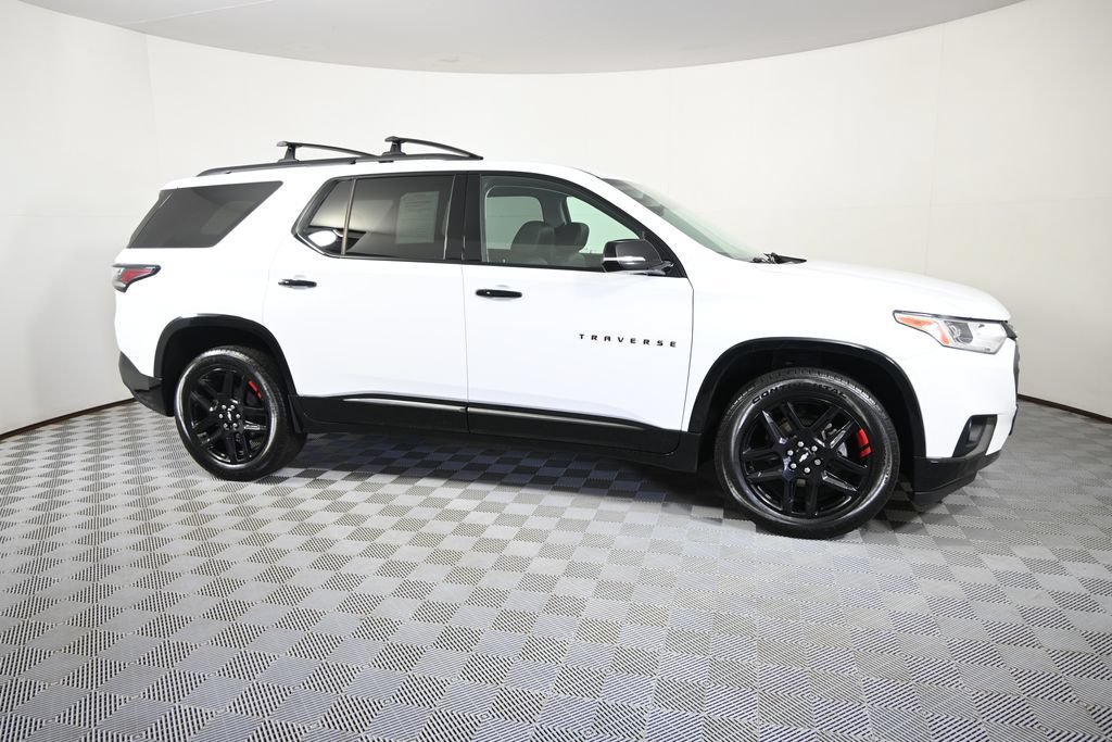 Used 2019 Chevrolet Traverse Premier w/ Redline Edition AWD/4WD image 8