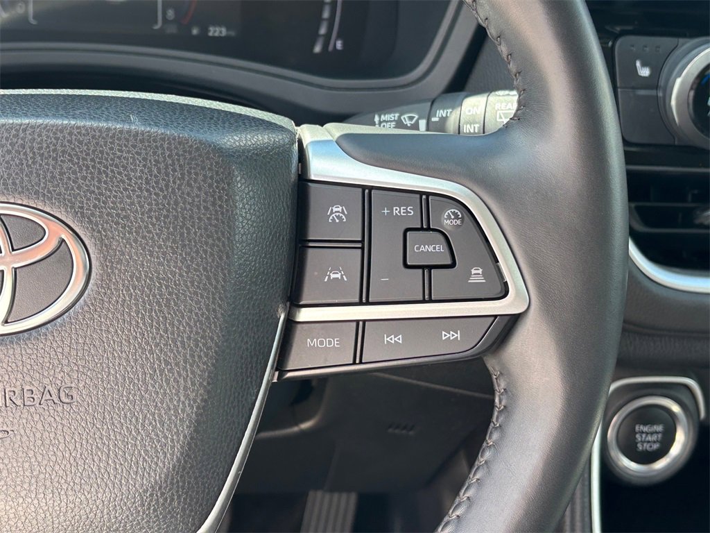 Certified 2024 Toyota Grand Highlander XLE image 16