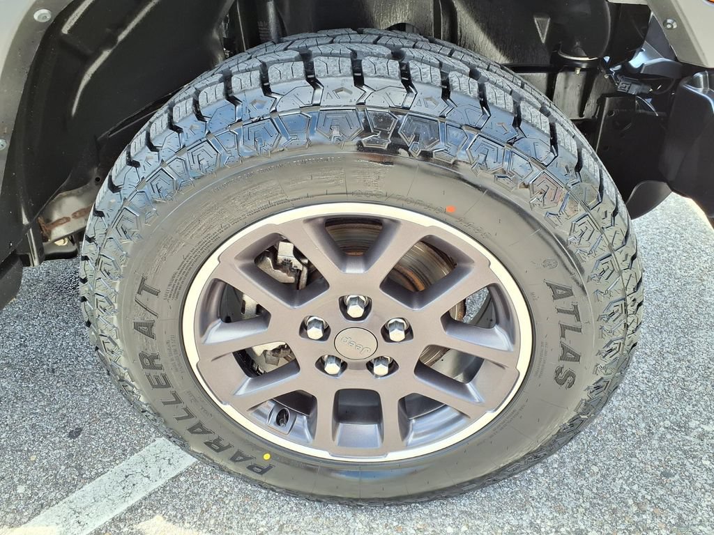 Used 2021 Jeep Gladiator Overland w/ Popular Equipment Package AWD/4WD image 9