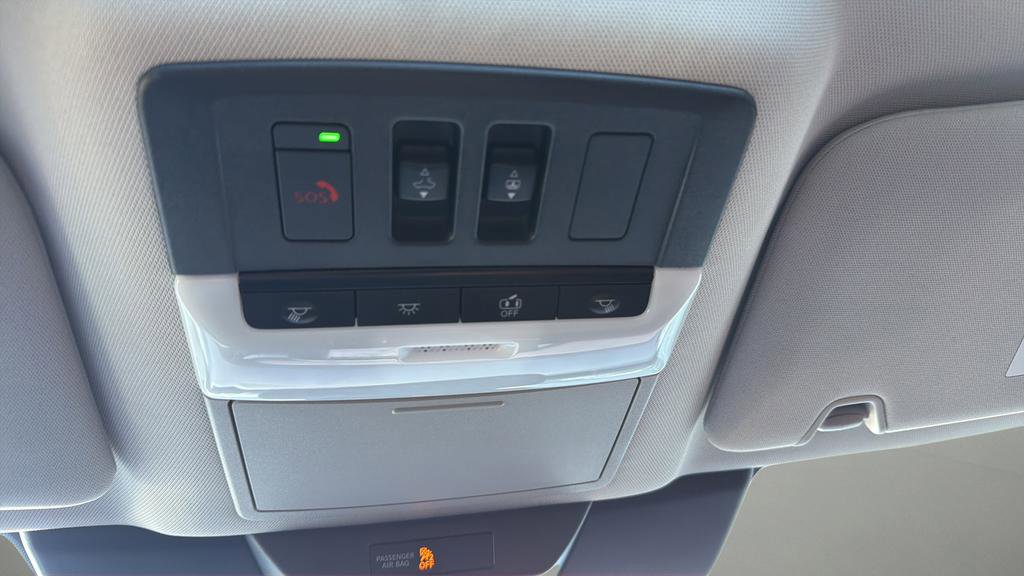 Certified 2022 Nissan Pathfinder Platinum w/ Lighting Package (N93) image 32