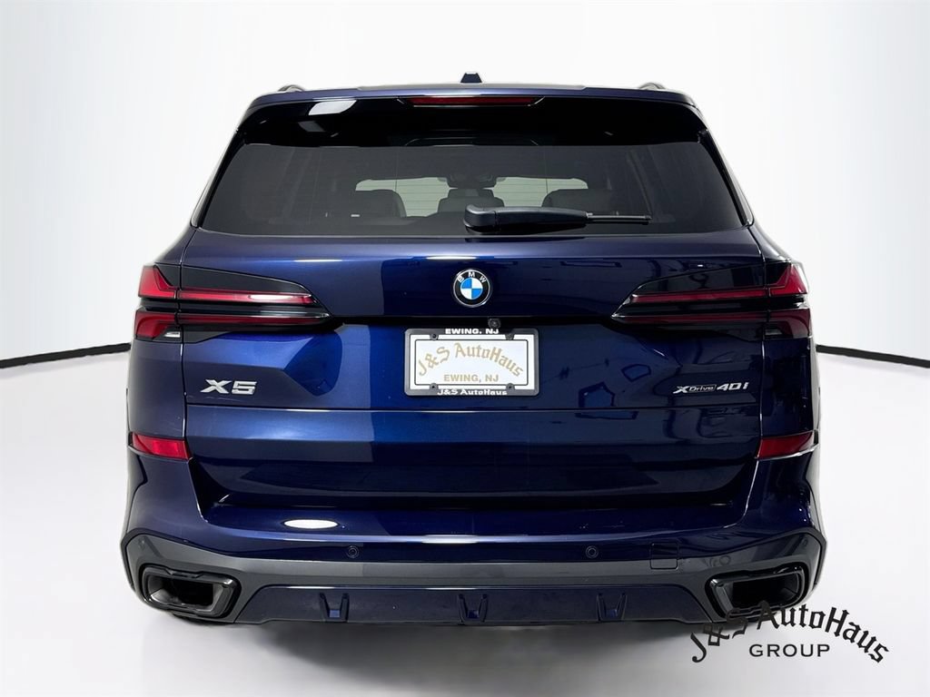 Used 2025 BMW X5 xDrive40i w/ M Sport Package AWD/4WD image 6