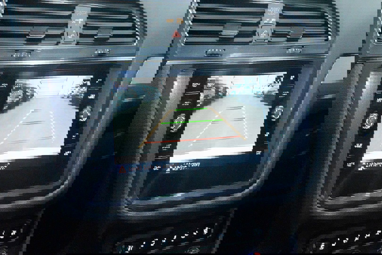 Used 2020 Volkswagen Tiguan SE R-Line w/ 3rd Row Seat Package image 47