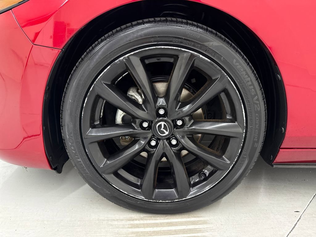 Used 2019 MAZDA MAZDA3 Hatchback w/ Premium Package FWD image 9