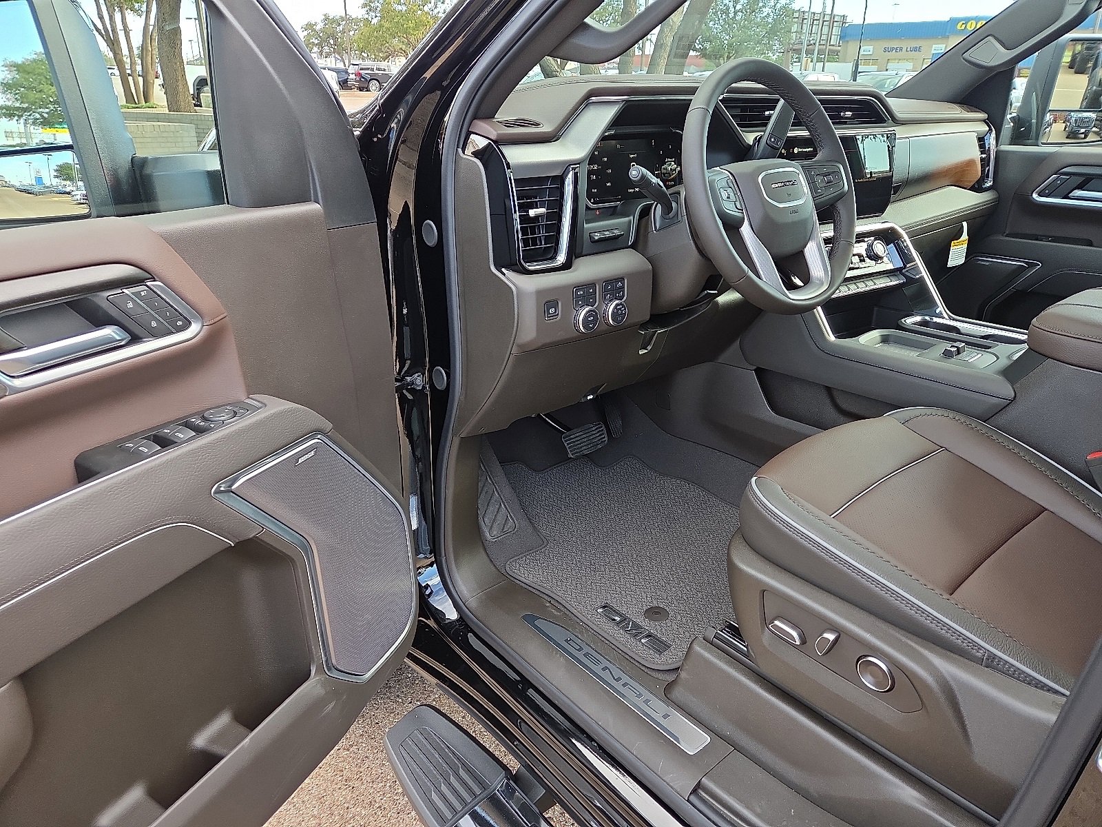 New 2026 GMC Sierra 2500 Denali w/ Denali Reserve Package image 10