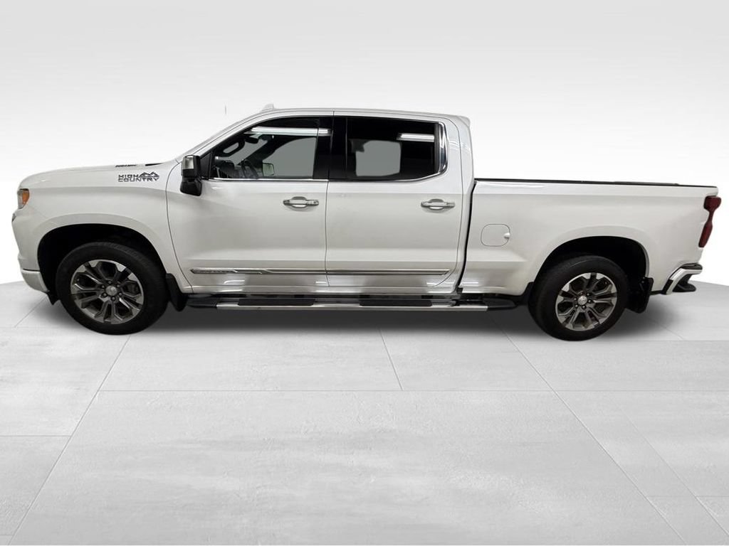 Certified 2023 Chevrolet Silverado 1500 High Country w/ Technology Package AWD/4WD image 7