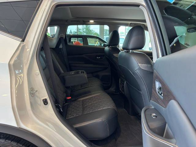 Certified 2024 Nissan Murano Platinum w/ Cargo Package AWD/4WD image 30