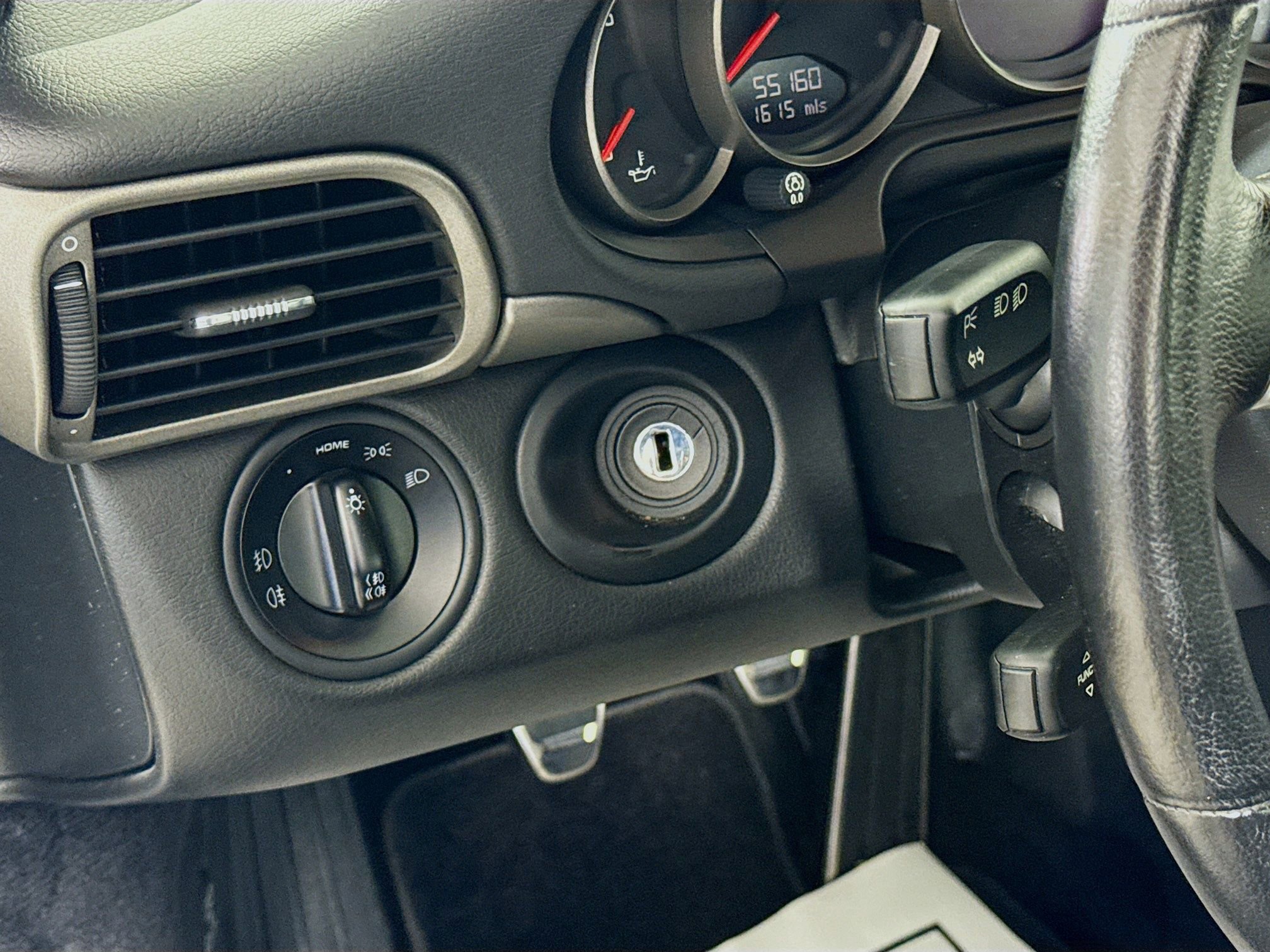 Used 2005 Porsche 911 Carrera image 13