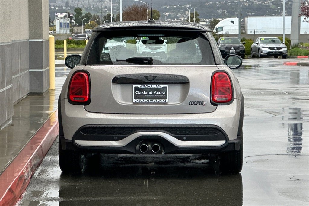 Used 2023 MINI Cooper S w/ Signature Upholstery Package image 5