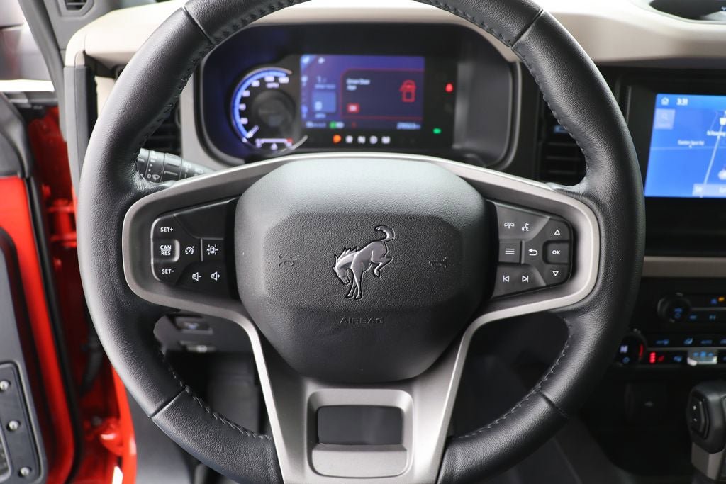 Used 2023 Ford Bronco Wildtrak AWD/4WD image 18