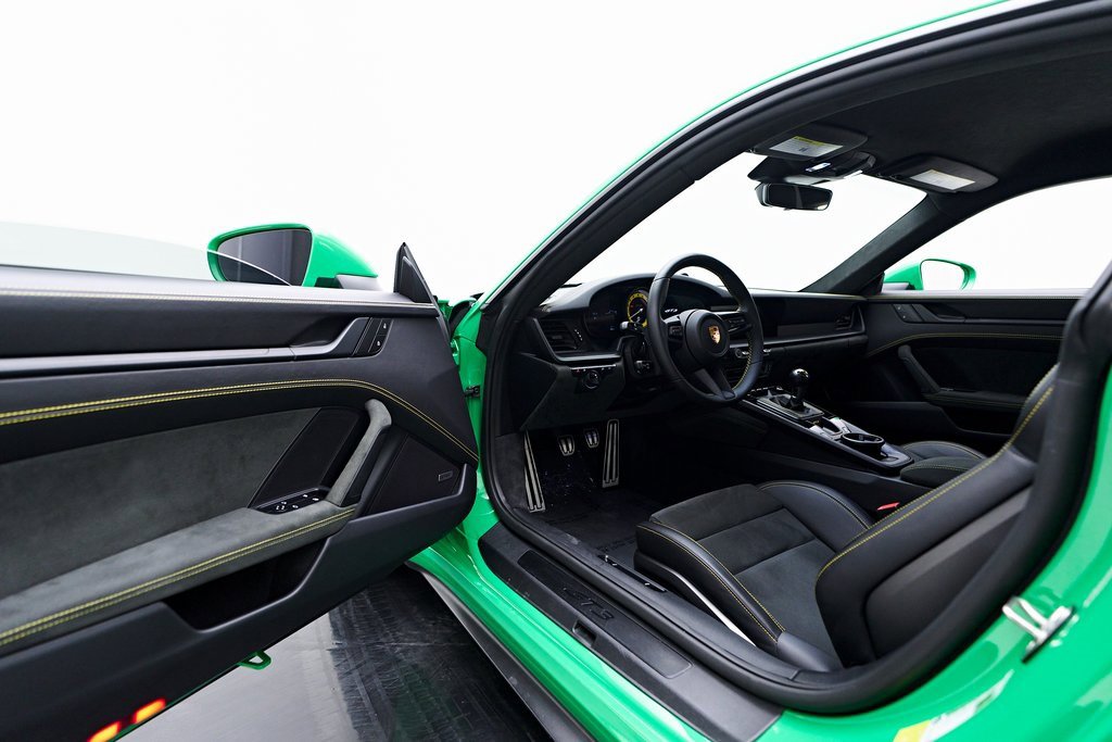 Used 2022 Porsche 911 GT3 image 35