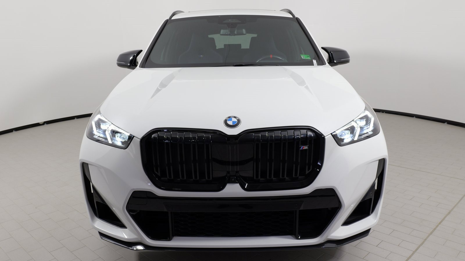 Used 2024 BMW X1 M35i w/ Premium Package image 6